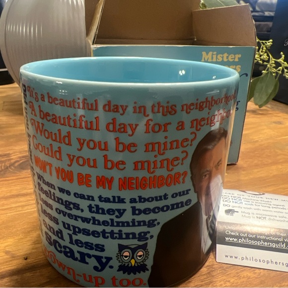 Mister Rogers’ Neighborhood 2014 Sweater Changing Mug / NEW / Fred Rogers. - Picture 5 of 8